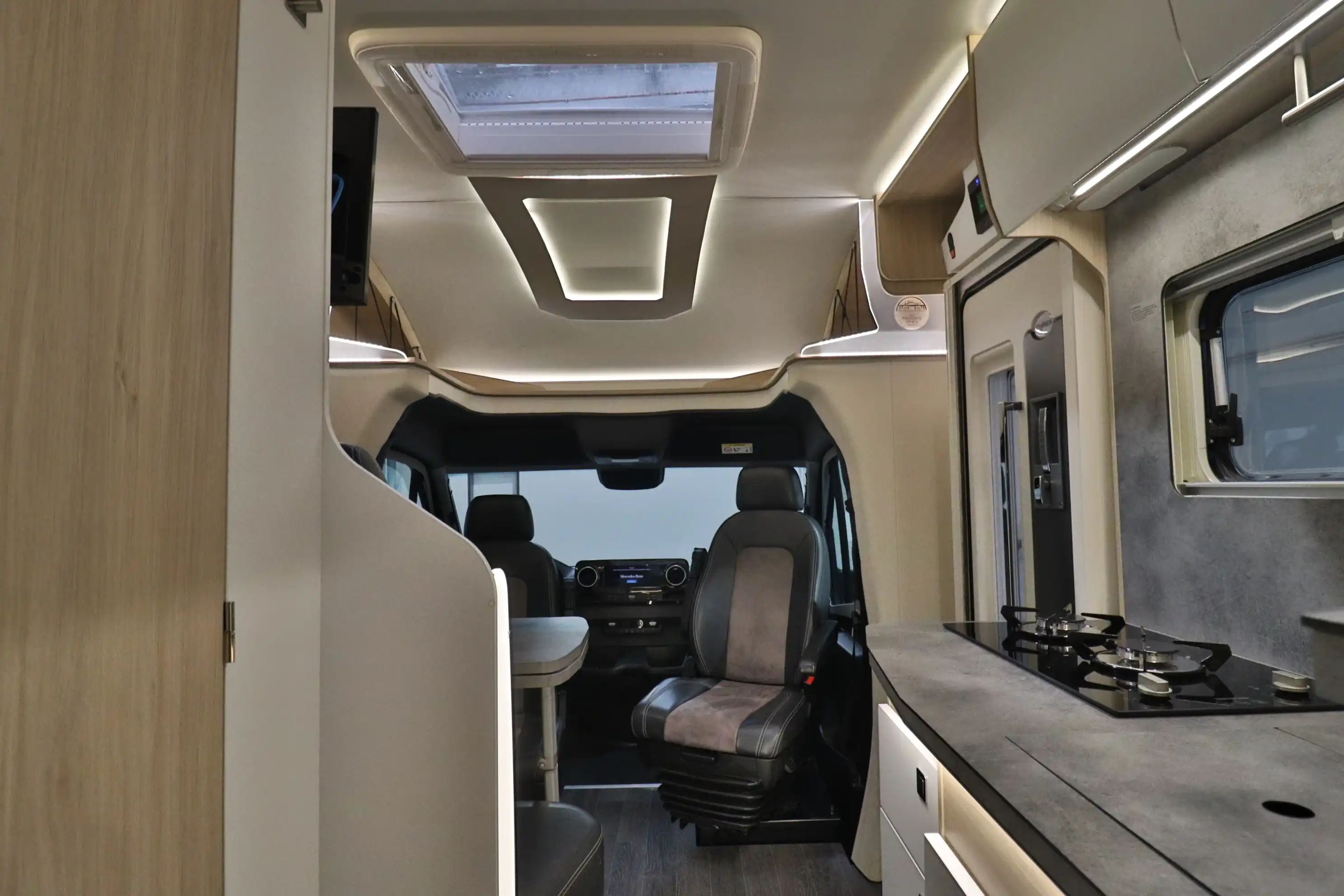 FRANKIA Neo Black-Line